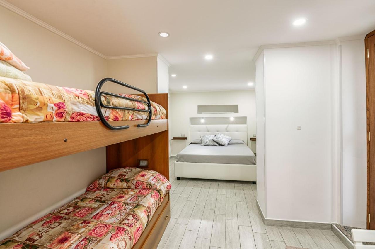 B&B Silver Sleep Papasidero Eksteriør billede