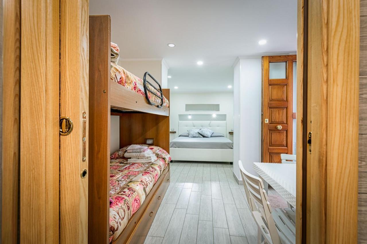 B&B Silver Sleep Papasidero Eksteriør billede